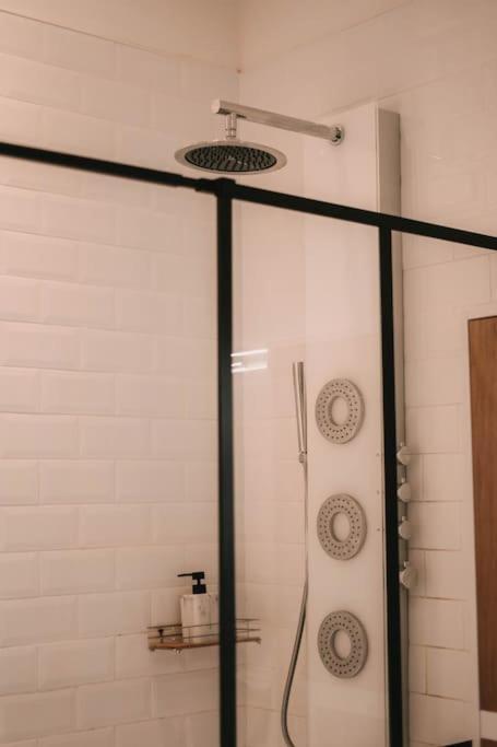 Ultimate Comfort ! Jacuzzi & Sauna. Besançon Zewnętrze zdjęcie